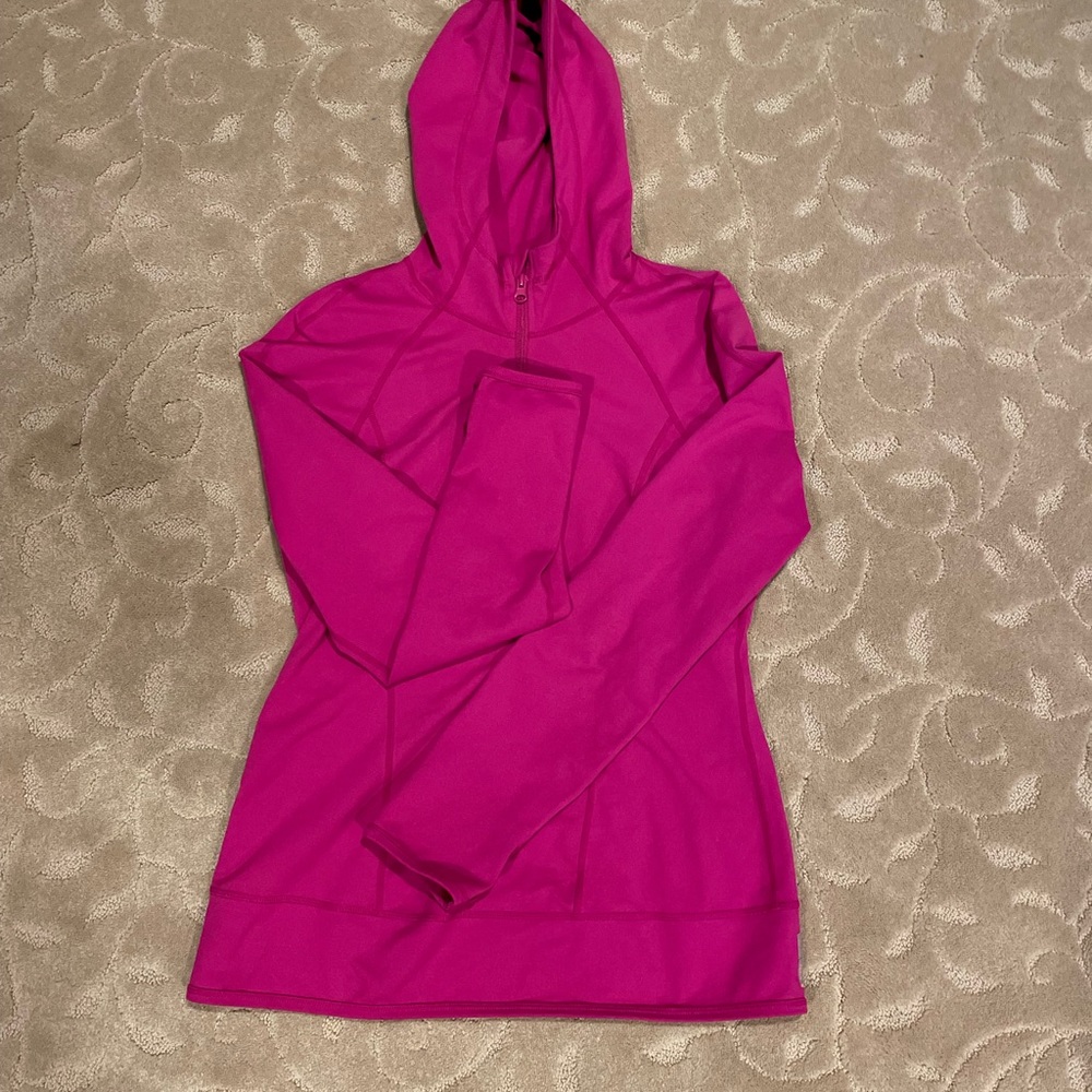 Zella Magenta long sleeve cozy hoodie. Size Medium woman’s.